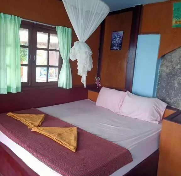 هتل Ok2 Mamajim Bungalows