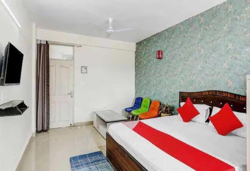 Otel Oyo 70006 Krishna Orchid