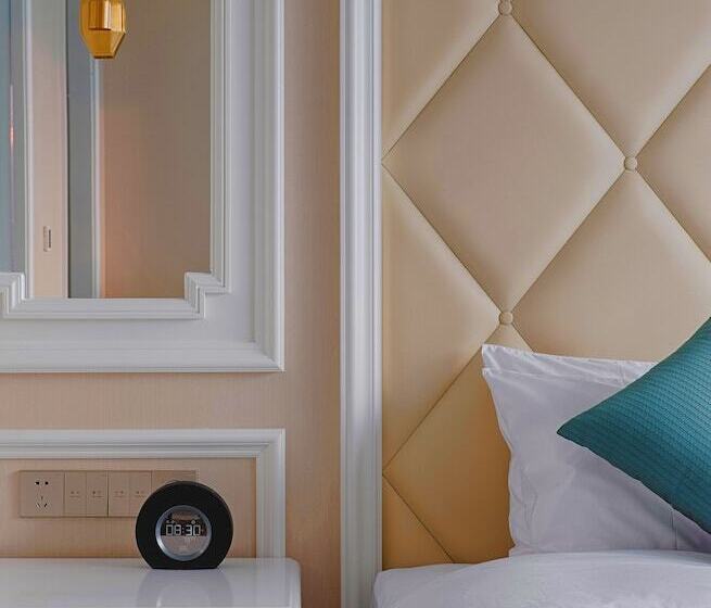 Hotel Wuhu Suning Universal