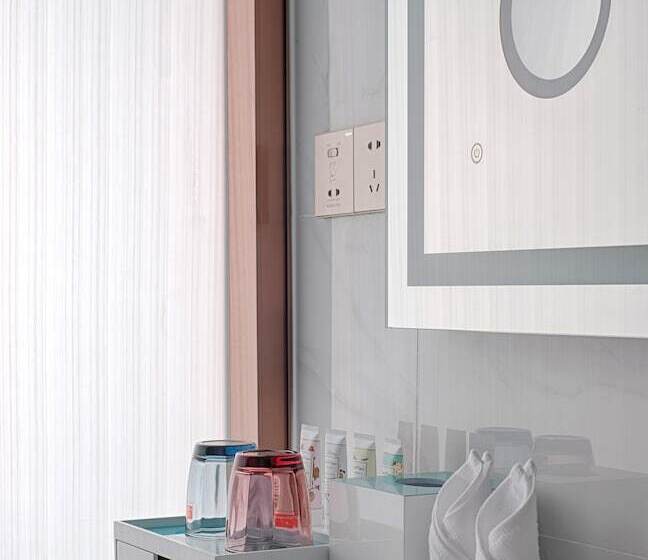 Hotel Wuhu Suning Universal