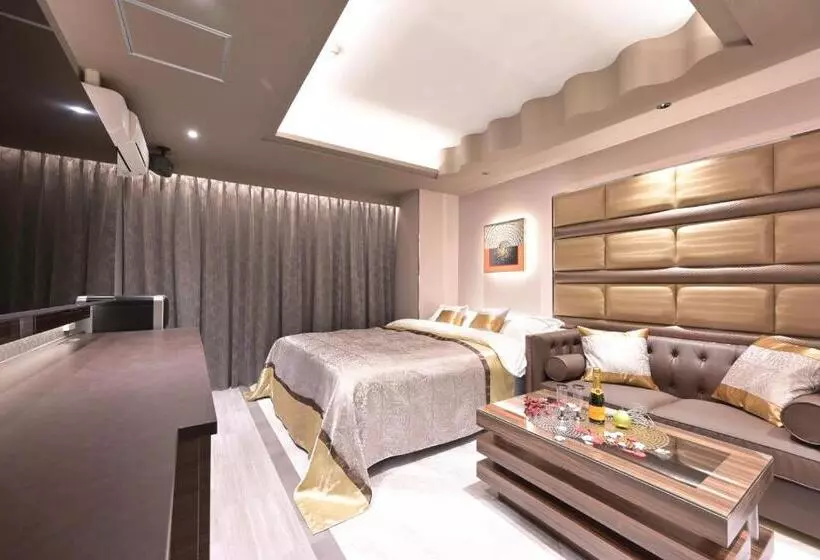 Pasadena レジャーホテル オールインクルーシブ