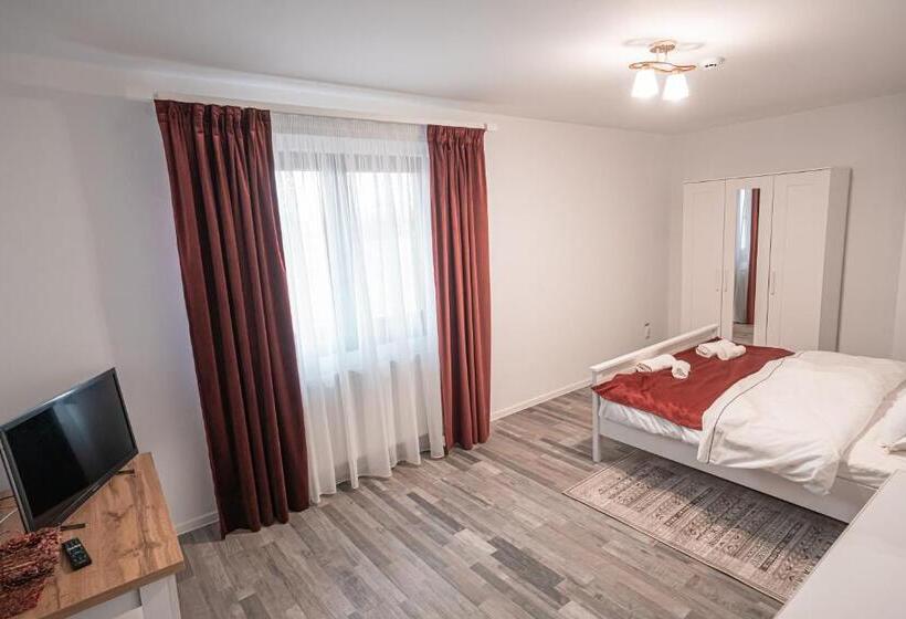 פנסיון Casa Danei