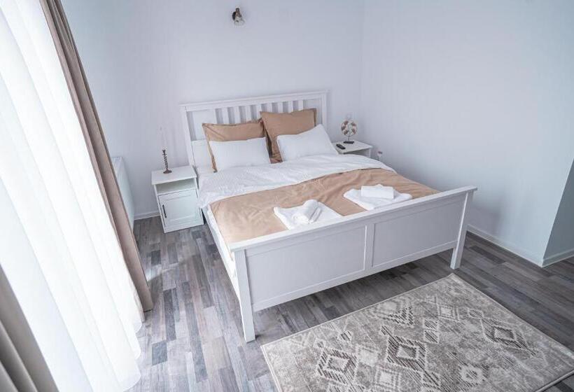 פנסיון Casa Danei