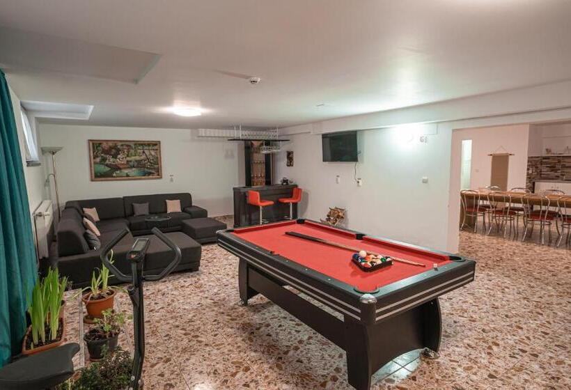 פנסיון Casa Danei