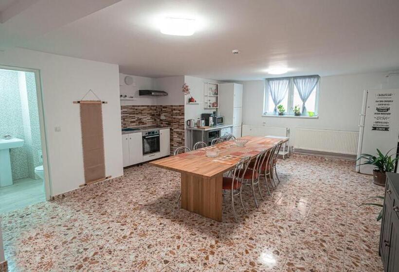 פנסיון Casa Danei