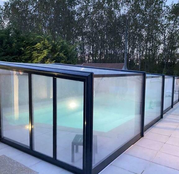 ペンション Golden Housse