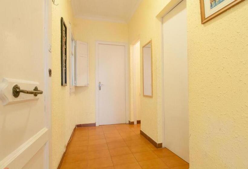 پانسیون Room In Guest Room Private Room With Sunny Terrace Of 200m2 3