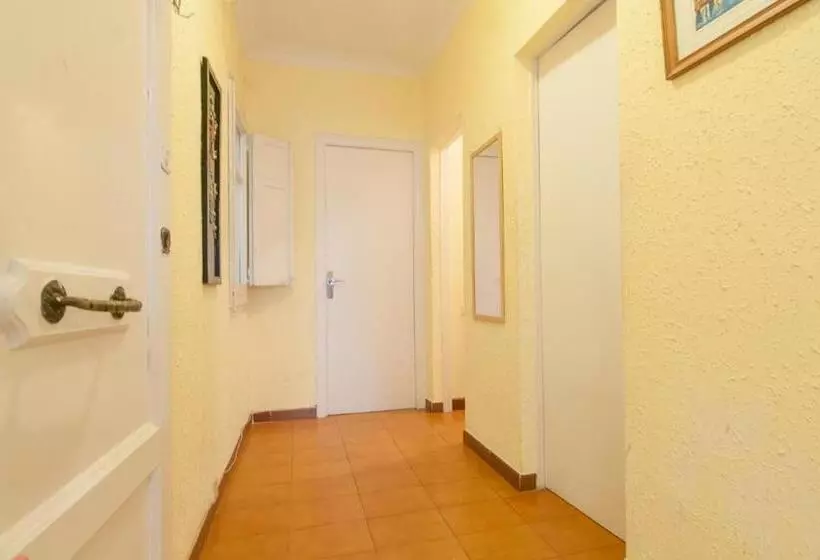 پانسیون Room In Guest Room Private Room With Sunny Terrace Of 200m2 3