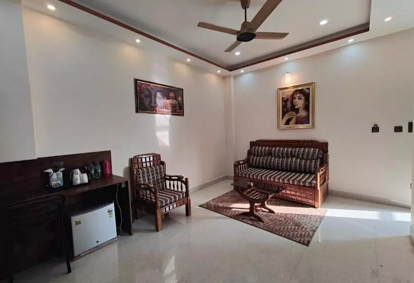 リゾートホテル Unique Shantiniketan