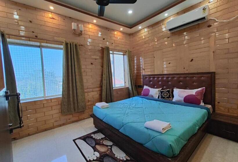 אתר נופש Unique Shantiniketan