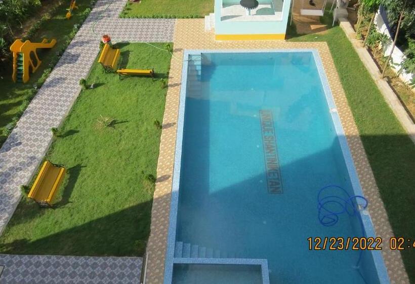 אתר נופש Unique Shantiniketan