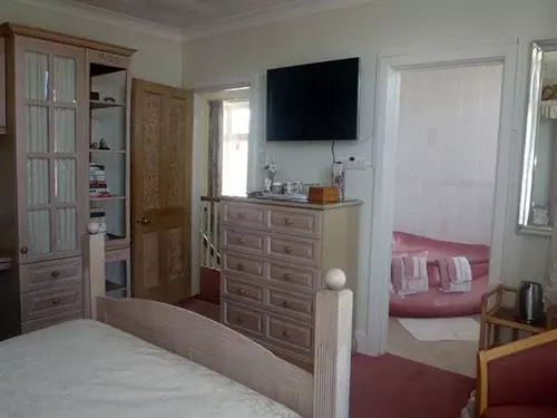 Ammonite B&b
