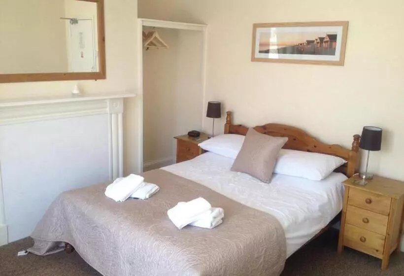 تختخواب و صبحانه Arcadia Guest House