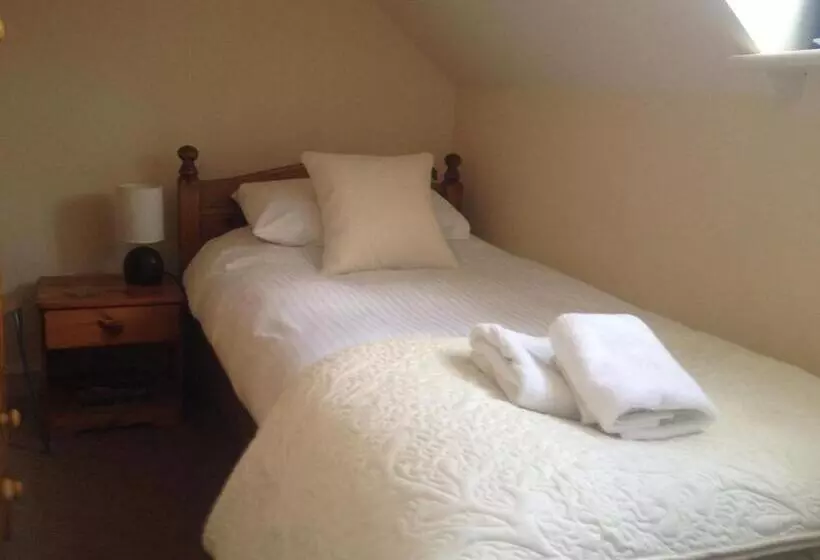 تختخواب و صبحانه Arcadia Guest House