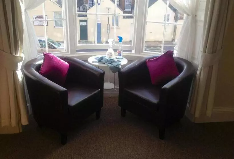 تختخواب و صبحانه Arcadia Guest House