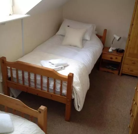 تختخواب و صبحانه Arcadia Guest House