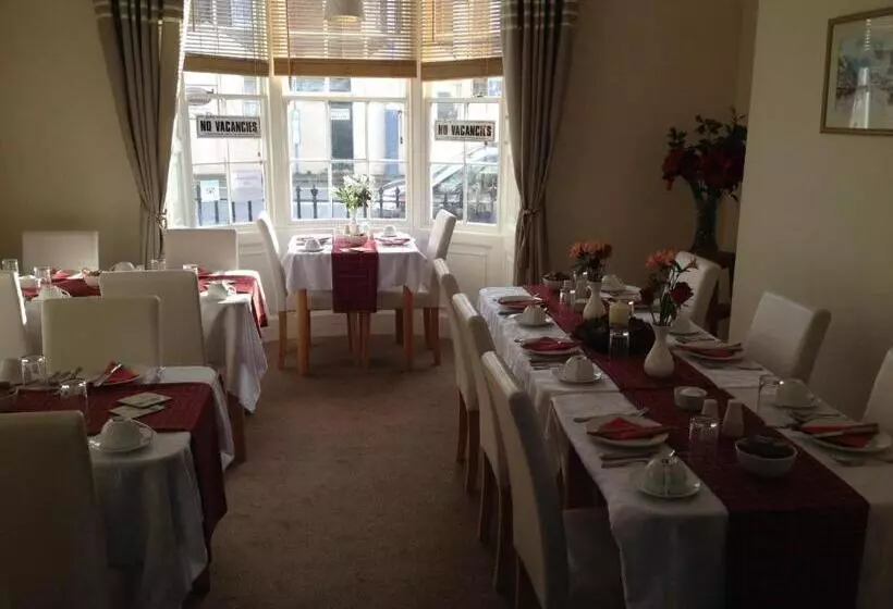 تختخواب و صبحانه Arcadia Guest House