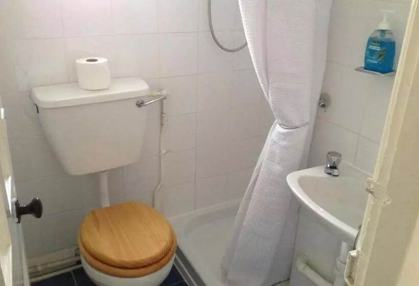 تختخواب و صبحانه Arcadia Guest House