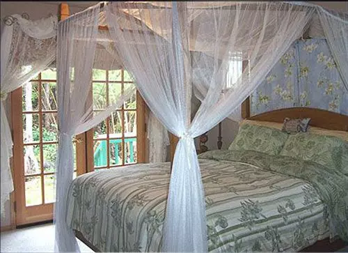 Aamiaismajoitus (B&B) Lava Pond Lodge