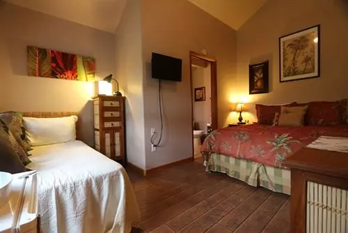 Aamiaismajoitus (B&B) Lava Pond Lodge