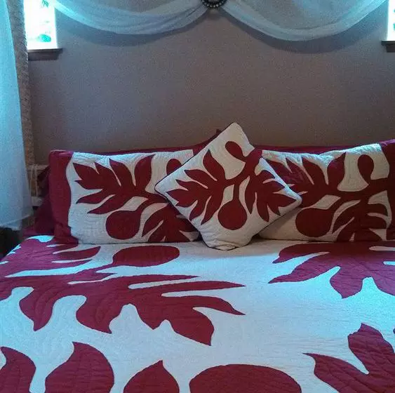 Aamiaismajoitus (B&B) Lava Pond Lodge