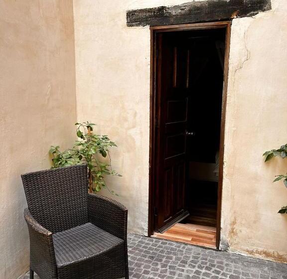 تختخواب و صبحانه Bito S Hotel Boutique