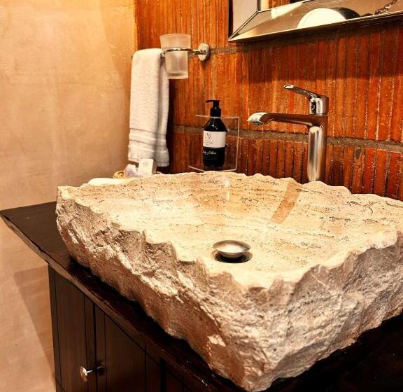 تختخواب و صبحانه Bito S Hotel Boutique