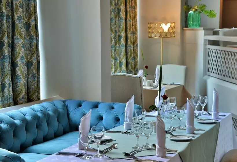 تختخواب و صبحانه Cresta Jameson