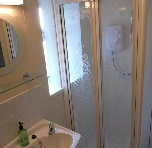 ベッドアンドブレックファースト Crofton Guest House