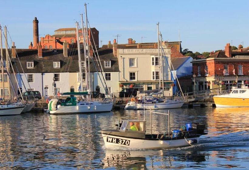 ベッドアンドブレックファースト Crofton Guest House