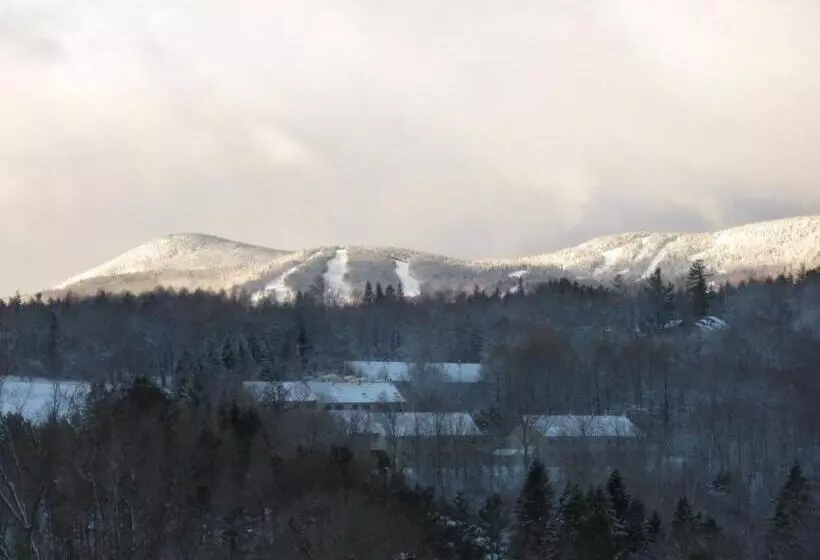 Bed and Breakfast Deerhill Inn