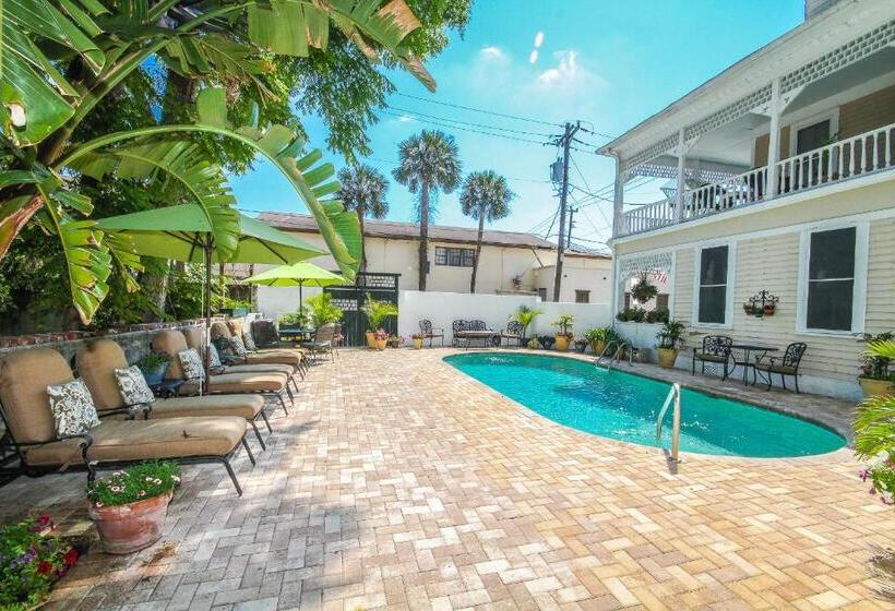 The Kenwood Inn Oldest Bed And Breakfast, St Augustine Historic District