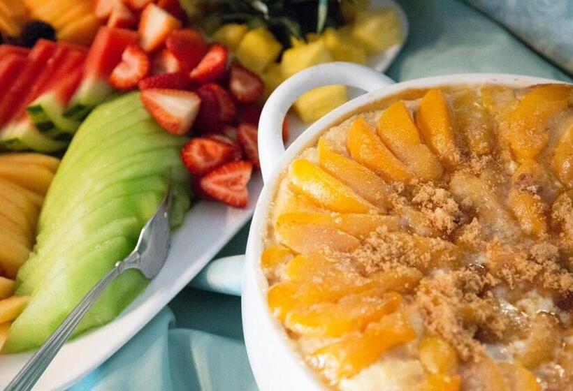 The Kenwood Inn Oldest Bed And Breakfast, St Augustine Historic District