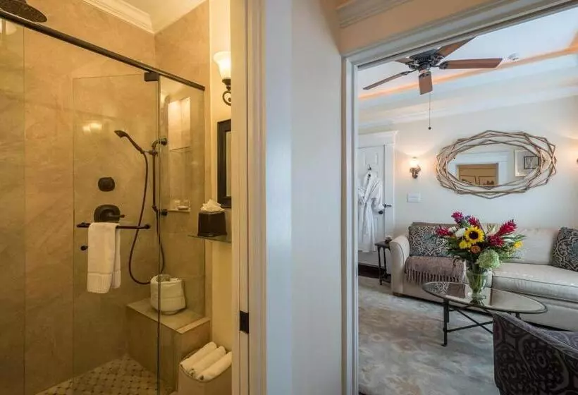 The Kenwood Inn Oldest Bed And Breakfast, St Augustine Historic District