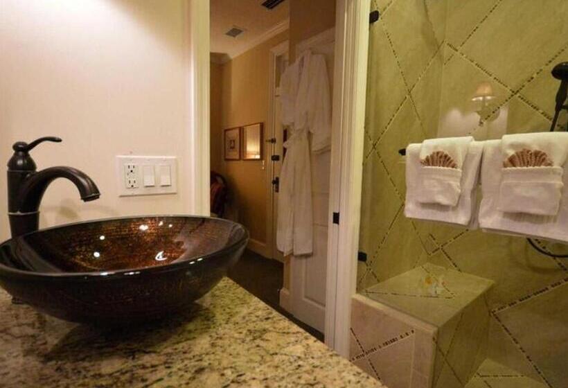 The Kenwood Inn Oldest Bed And Breakfast, St Augustine Historic District