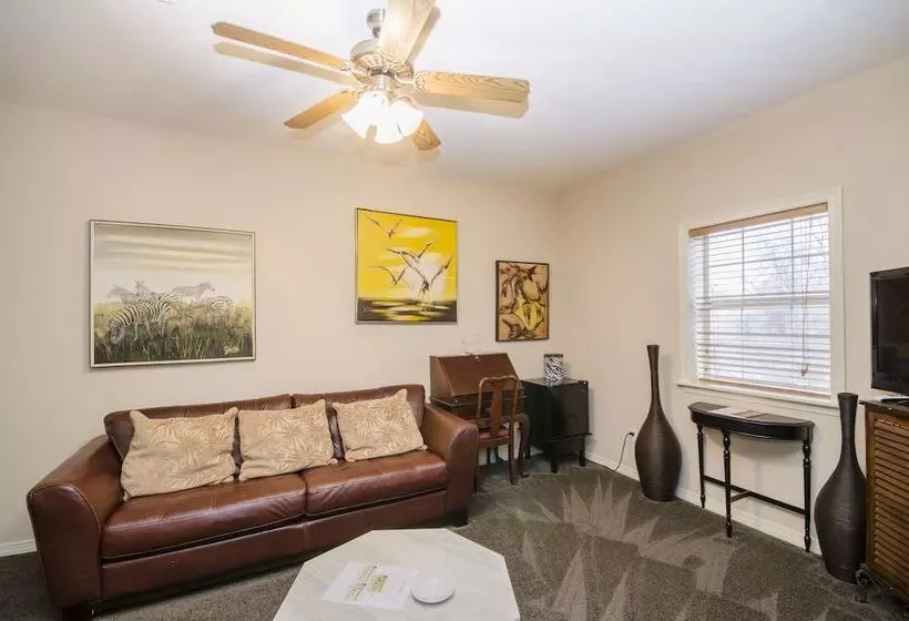 צימר Messina Hof Winery & Resort