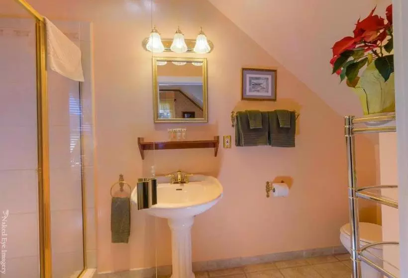 민박 Nicholson House Inn & Spa