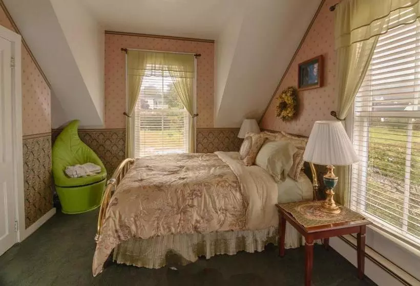 민박 Nicholson House Inn & Spa