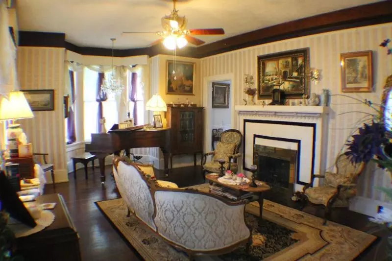 ベッドアンドブレックファースト Penny Farthing Inn