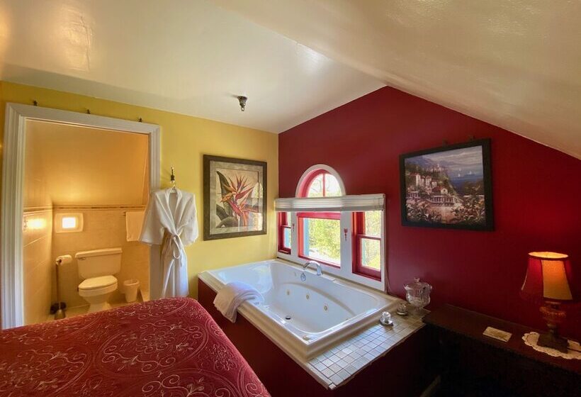 ベッドアンドブレックファースト Penny Farthing Inn