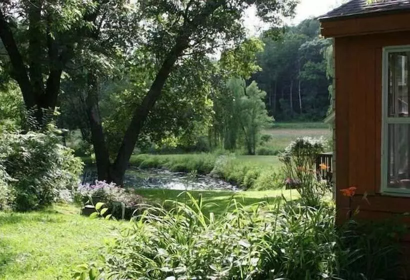 민박 Rainbow Ridge Farms