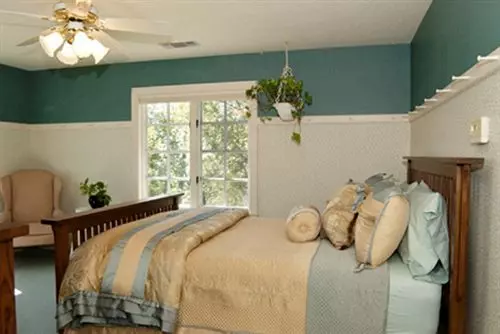 Bed and Breakfast Sierra Sun Cloud Inn  Colfax