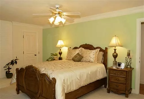 Bed and Breakfast Sierra Sun Cloud Inn  Colfax