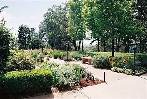 Bed and Breakfast Sierra Sun Cloud Inn  Colfax