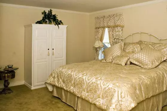 住宿加早餐  Silver Service Inn