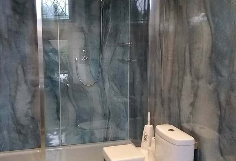 Bed and Breakfast Tower