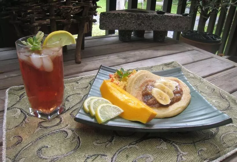 צימר Volcano Artist Cottage