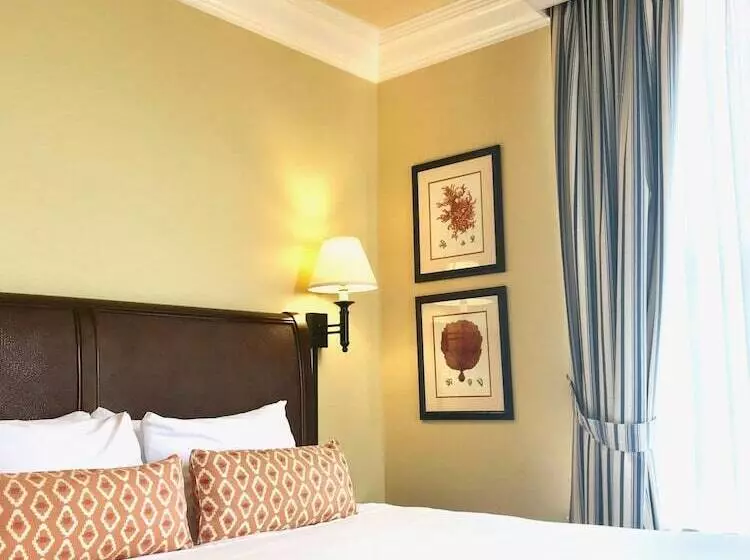 住宿加早餐  West Cliff Inn, A Four Sisters Inn