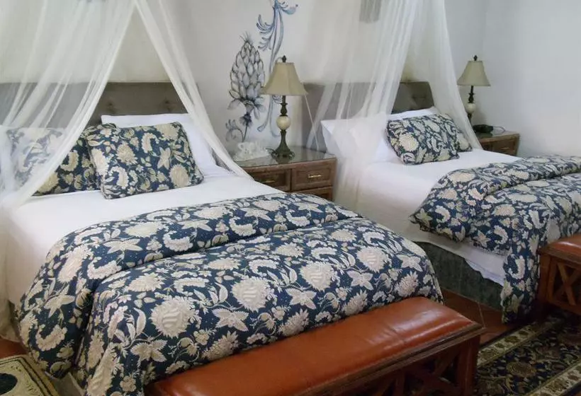 Club Arias Bed & Breakfast