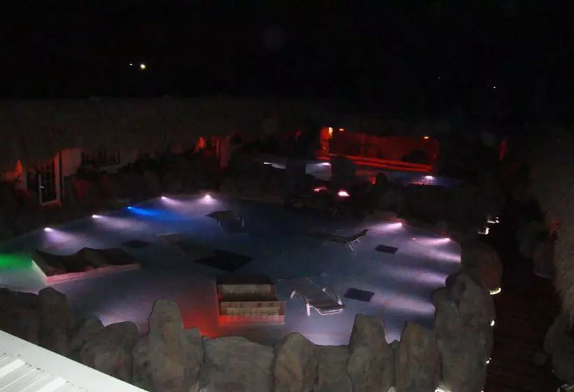 Club Arias Bed & Breakfast